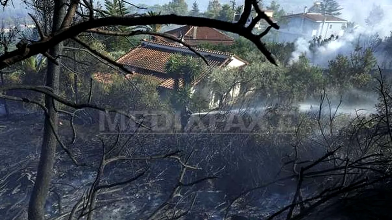 Grecia: Trei sate, evacuate după un incendiu declanşat pe insula Chios