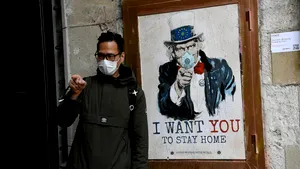 Spania, a doua ţară cea mai lovită de coronavirus din Europa, în stare de urgenţă. Spaniolii se izolează acasă. Barurile şi restaurantele, închise 