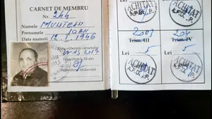 PSD prezintă carnetul de fost deţinut politic al lui Ioan Muntean | FOTO