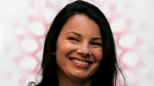 Actriţa Fran Drescher s-a căsătorit cu Shiva Ayyadurai, inventatorul e-mailului - FOTO