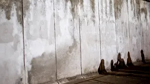 FOCUS. La 9 noiembrie 1989 s-a prăbuşit un simbol al comunismului – Zidul Berlinului 