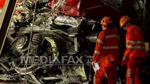 Doi morţi şi nouă răniţi după deraierea unui tren turistic în Alpii francezi