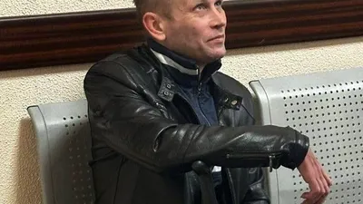 SOCIAL Bărbatul care și-a schimbat numele în Isus Hristos a murit din cauza băuturii