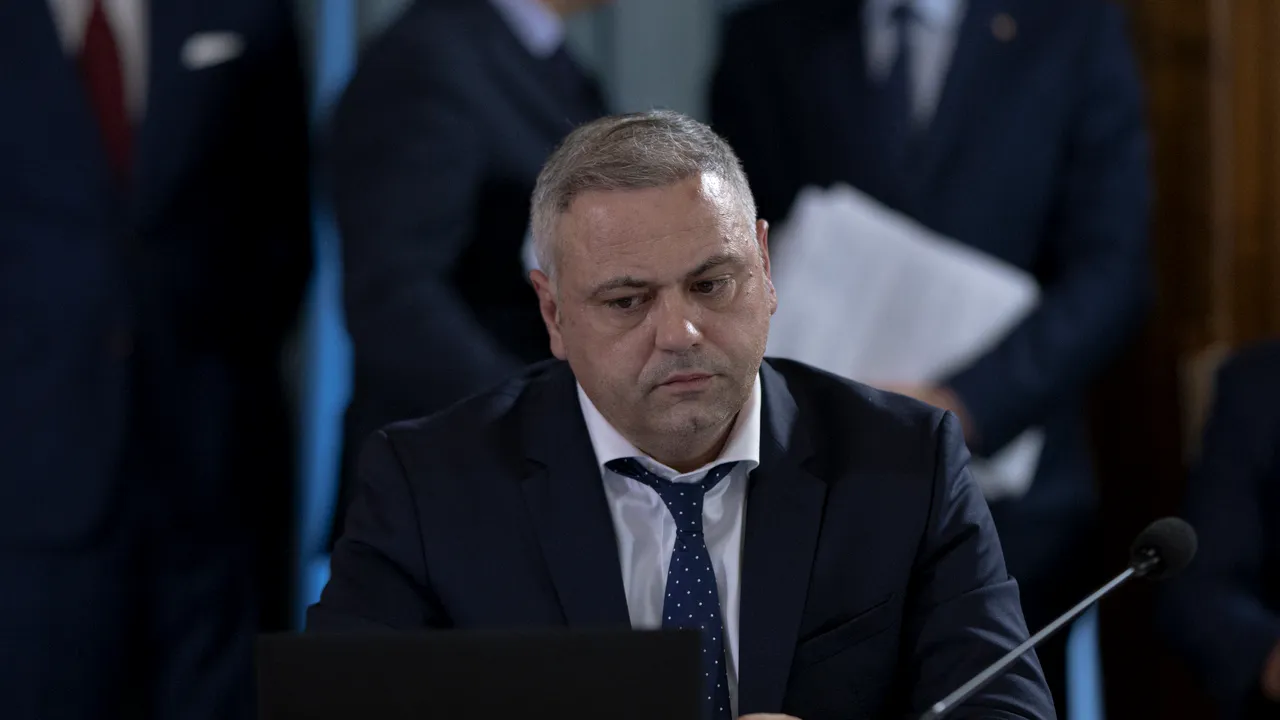 Ministrul Agriculturii: Urmăresc, personal, evoluţia preţurilor din magazine