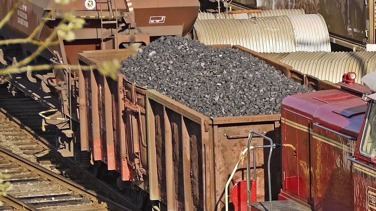 O ţară aflată în topul mondial al producătorilor de cărbune vrea să renunţe la extracţie