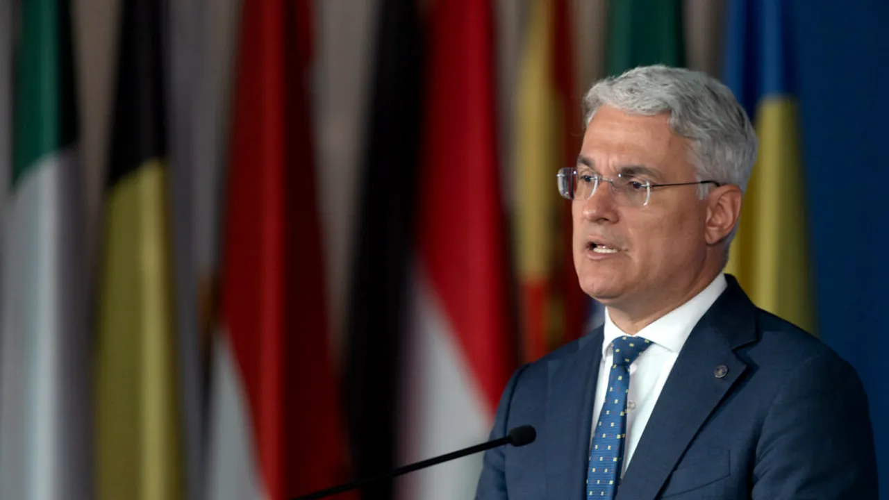 Pîslaru, despre legea salarizării bugetarilor: Proiectul va fi făcut pe grile şi coeficienţi care vin strict din ierarhizarea funcţiilor în administraţia publică