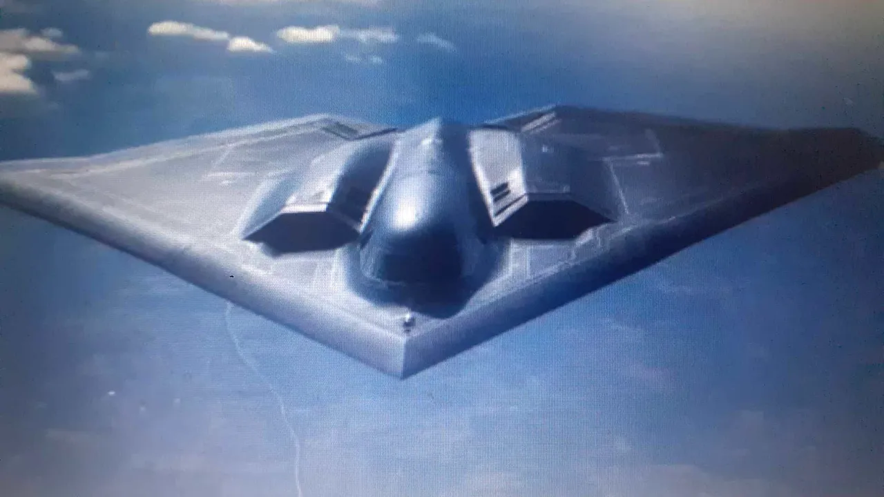 Super-bombarderul nuclear B-21 Raider, ridicat de la sol pentru prima dată. Ce intenţii au americanii