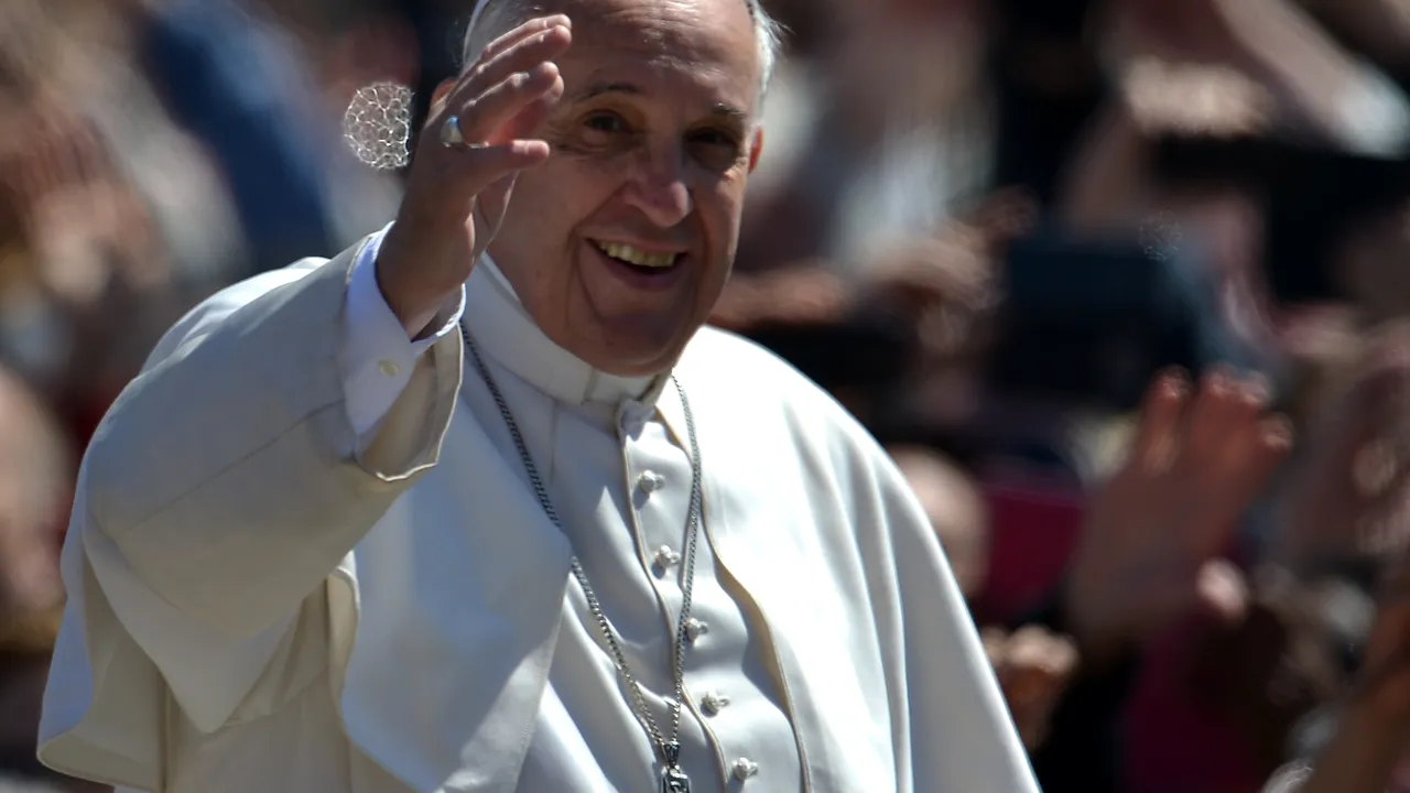 Papa Francisc va vizita Catedrala Mântuirii Neamului. Patriarhia a anunţat DATA