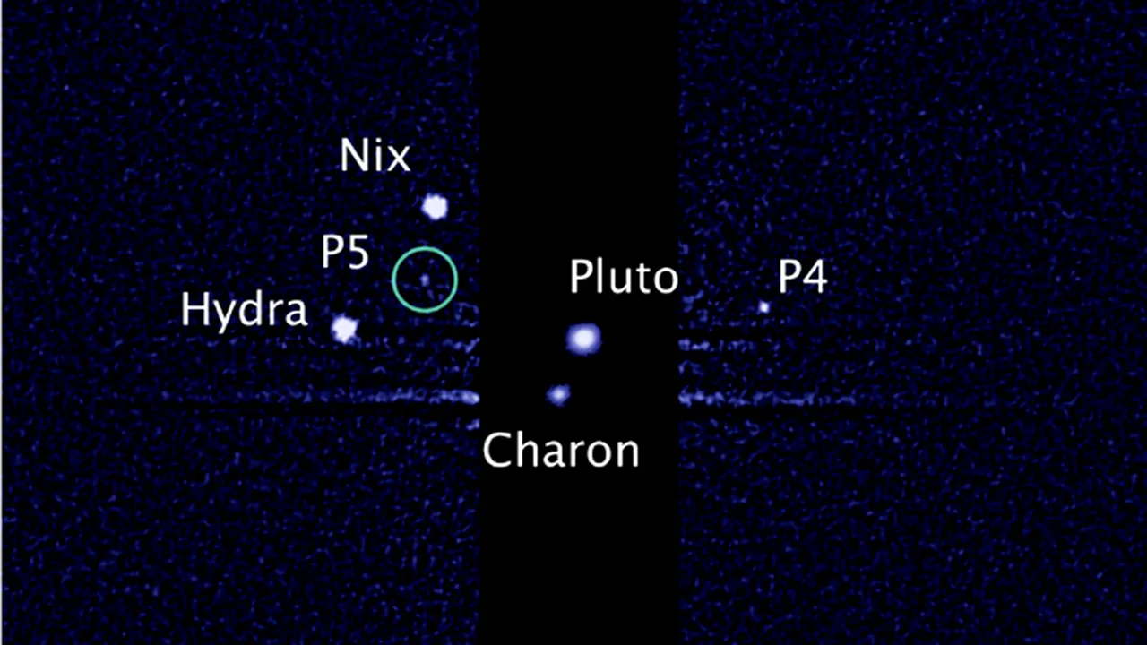 Doi sateliţi ai lui Pluto au primit numele Cerber şi Styx
