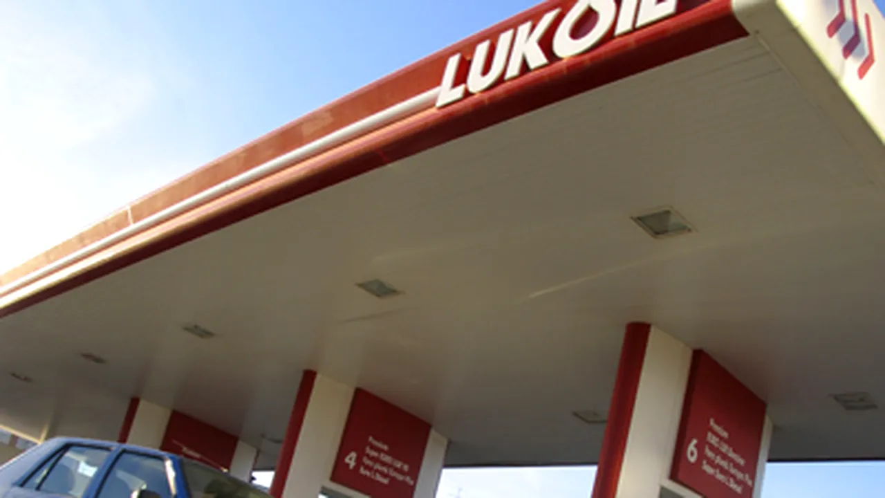 Lukoil a scumpit benzina şi motorina şi a ieftinit GPL auto