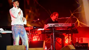 De ce nu s-a văzut la TVR recitalul Vama de la Festivalul Mamaia. Telespectatorii, lăsaţi cu ochii-n noapte / Postul public nu-şi reproşează nimic / Explicaţia lui Tudor Chirilă