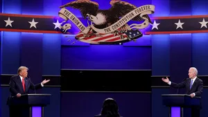 Au fost discuţii aprinse pe prima temă a dezbaterii electorale dintre Donald Trump şi Joe Biden. De ce s-au contrazis politicienii