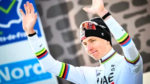 Tadej Pogačar continuă să adune victorii. Câștigă etapa 1 din Tour de Romandie și devine lider