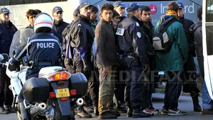 Imigranţilor clandestini arestaţi la frontiera Franţei cu Marea Britanie nu li se iau amprente digitale