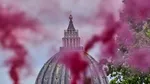 Fum roz la Vatican. Un grup de militante cere includerea femeilor în conclav