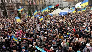 AVERTISMENT către Viktor Ianukovici: Ar putea avea aceeaşi soartă ca Ceauşescu