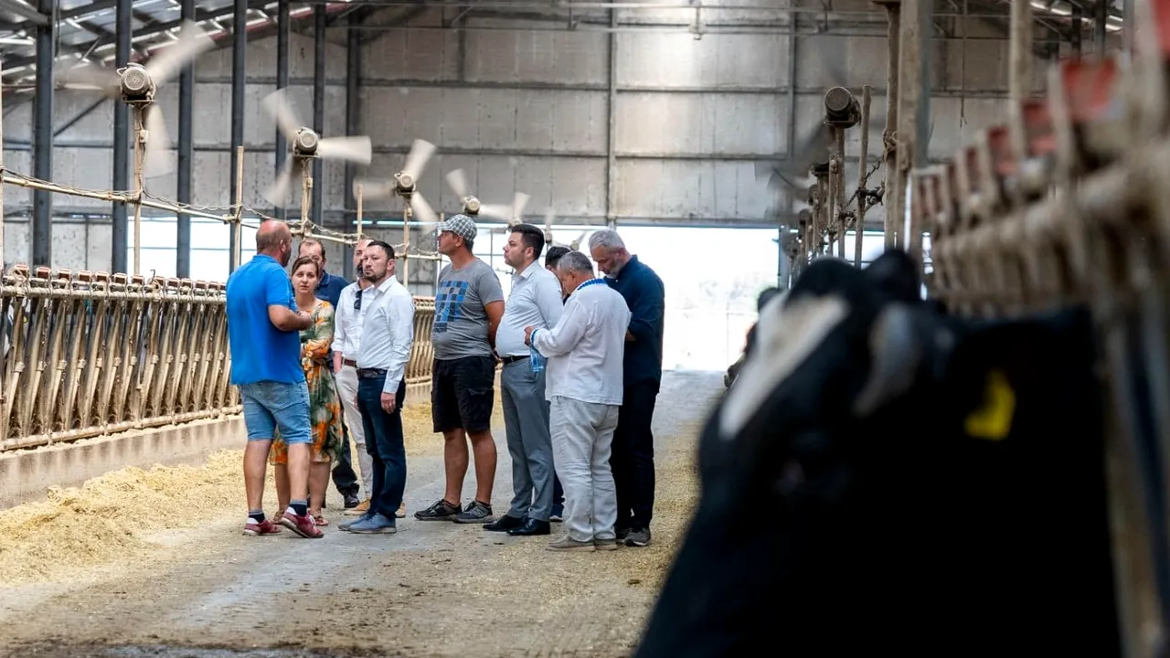Fechet anunţă finanţări în capacităţi de producţie a energiei din biogaz pe bază de gunoi de grajd