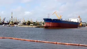 Romanian President Asks Maritime Auth To Cut Prices For Ship Repairs