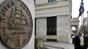 După sectorul de stat, Grecia renunţă la al 13-lea şi al 14-lea salariu şi în sectorul privat