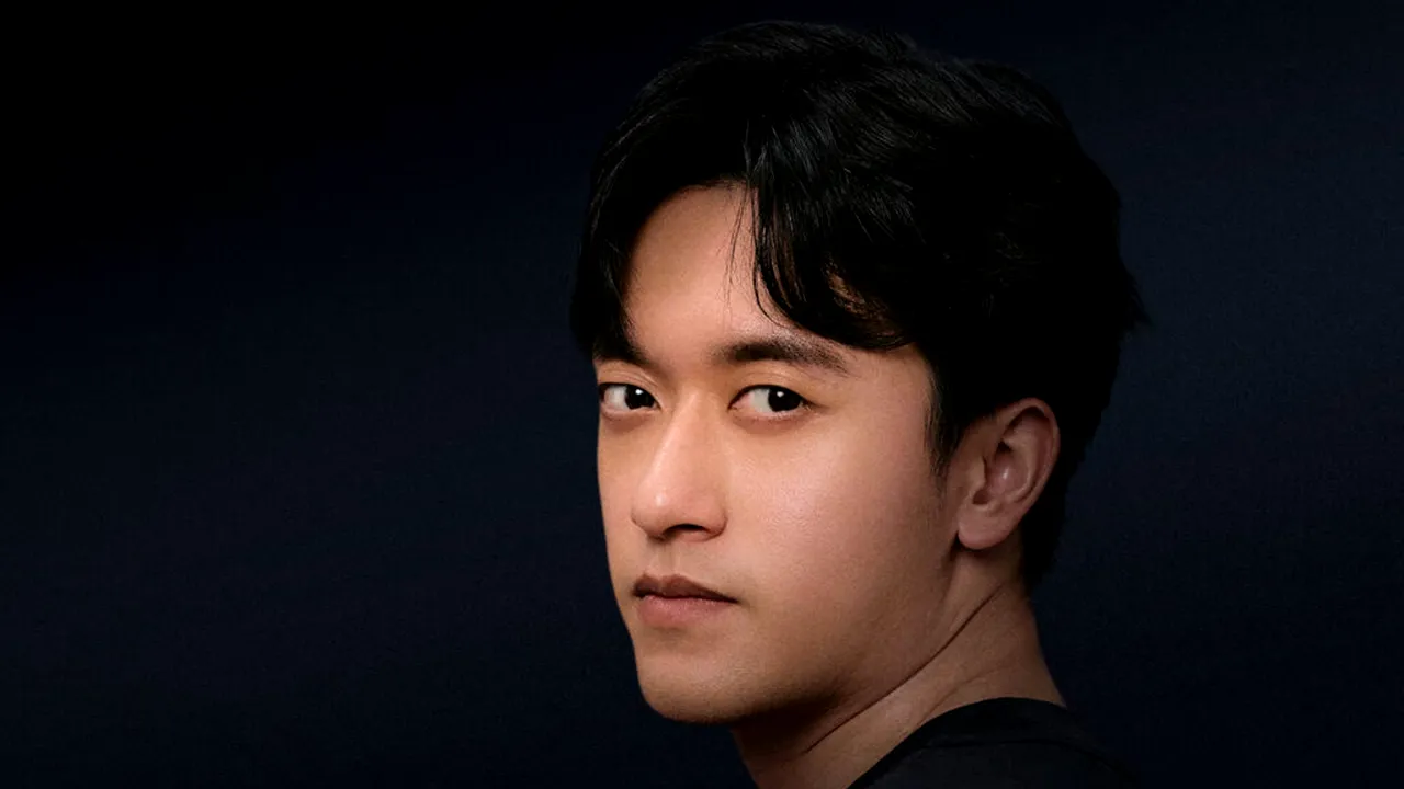 Zhou Guanyu se alătură echipei Cadillac ca pilot de rezervă pentru debutul din Formula 1 în 2026