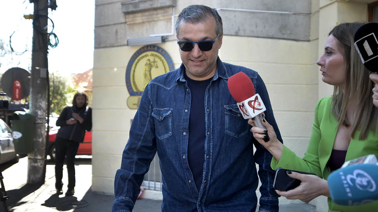 Şerban Nicolae vrea să îi invite la audieri în Comisia SIPA pe directorul EVZ Dan Andronic, dar şi pe jurnaliştii Mirel Curea şi Dan Tapalagă / Macovei refuză să se prezinte la Comisia SIPA