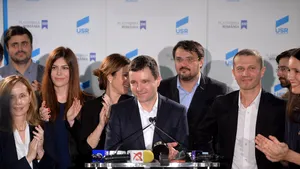 USR, între şampanie şi dezamăgire