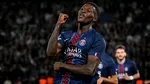Nuno Mendes, imperial: L-a blocat pe Yamal și a condus PSG la victorie cu 2-1 contra Barcelonei