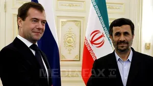 Medvedev către Ahmadinejad: Programul nuclear iranian trebuie să fie paşnic