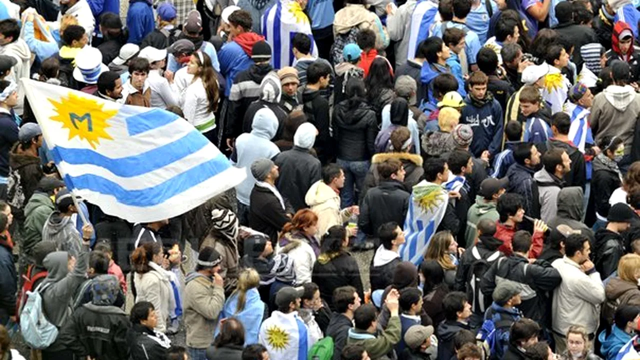 40 de persoane arestate la Montevideo, după eliminarea Uruguayului de la CM-2010 - VIDEO