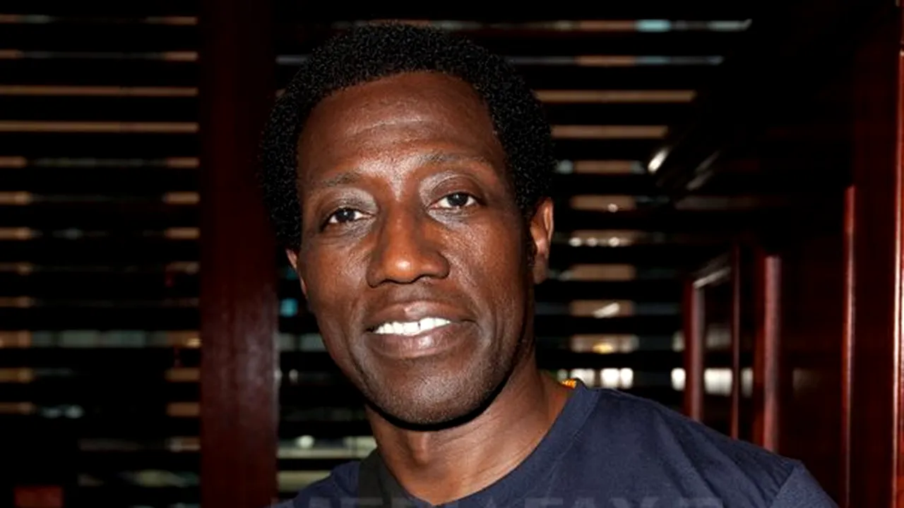 Wesley Snipes a fost eliberat din închisoare, dar rămâne în arest la domiciliu