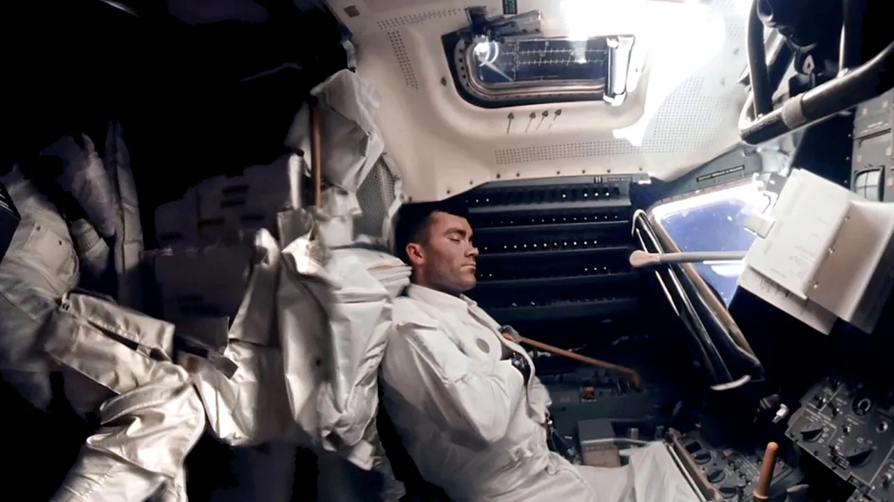 Imagini nemaivăzute din timpul misiunii Apollo 13, cea în care au fost rostite faimoasele cuvinte „Okay, Houston, we've had a problem here”