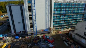 Centrul de Arși din Târgu Mureș intră în etapa finală de construcție, anunță Ministrul Sănătății