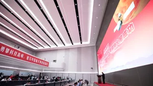 VIDEO Sonda spaţială chineză a trimis primul videoclip cu planeta Marte. Un rover va ateriza la suprafaţă şi va căuta semne de viaţă