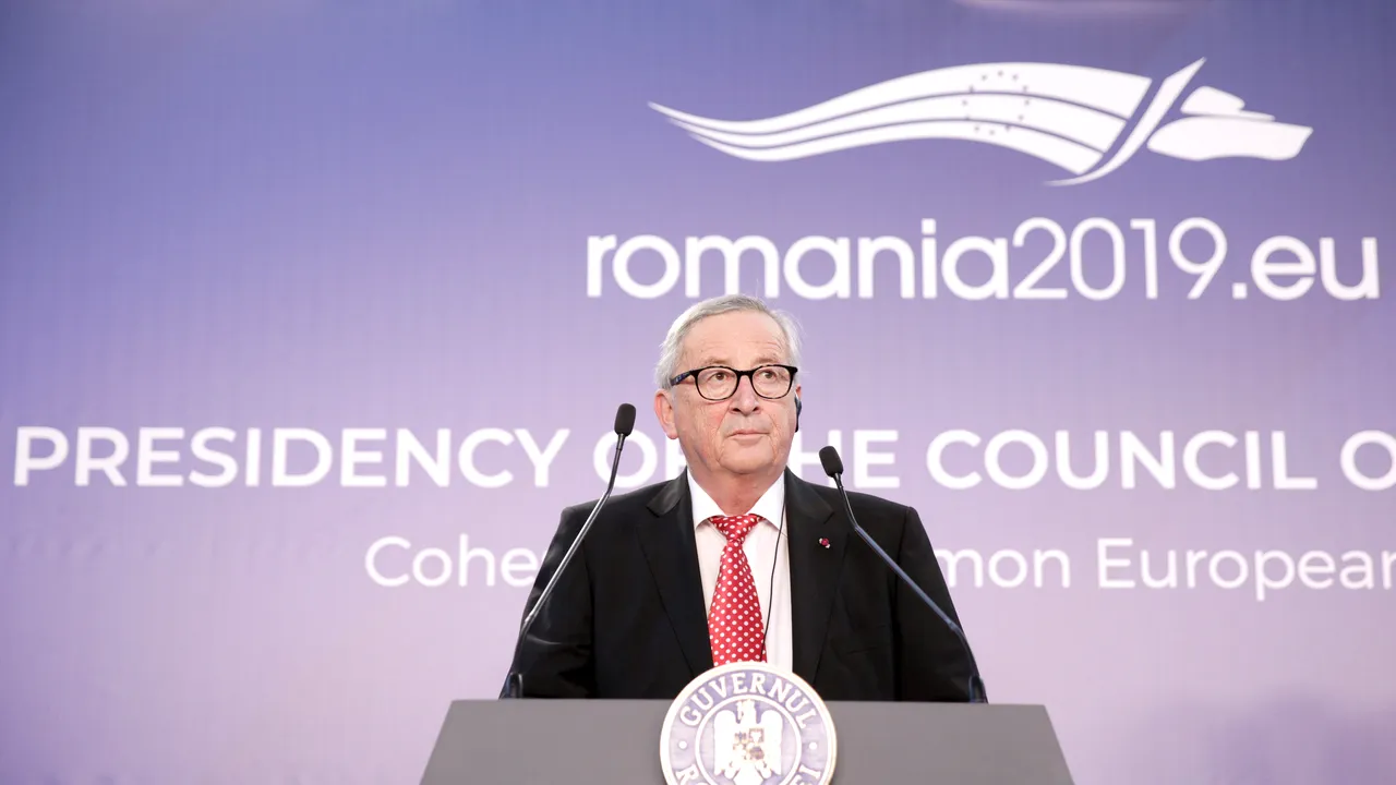 Juncker, mesaj pentru români: Trebuie să lucrăm împreună cu preşedinţia română ca un cuplu ideal
