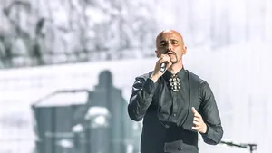 Trupa Voltaj, despre incendiul din clubul Colectiv: A fost o noapte de coşmar pentru ţara noastră. Paula Seling: Gândurile şi rugăciunile mele se îndreaptă către victime