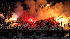 Incidente la Cluj: Şase suporteri ai U Cluj, amendaţi de jandarmi după ce au atacat fani ai CFR