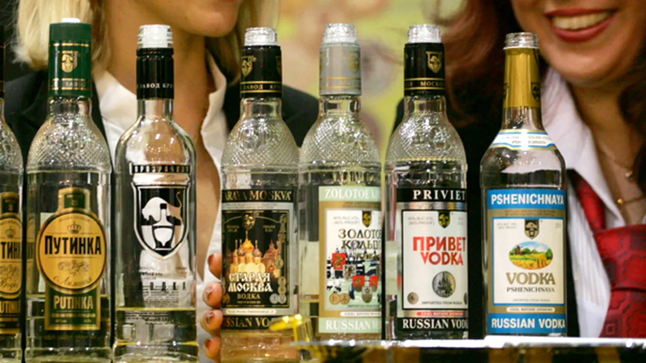 Rusia impune de la 1 ianuarie preţul minim pentru vodcă