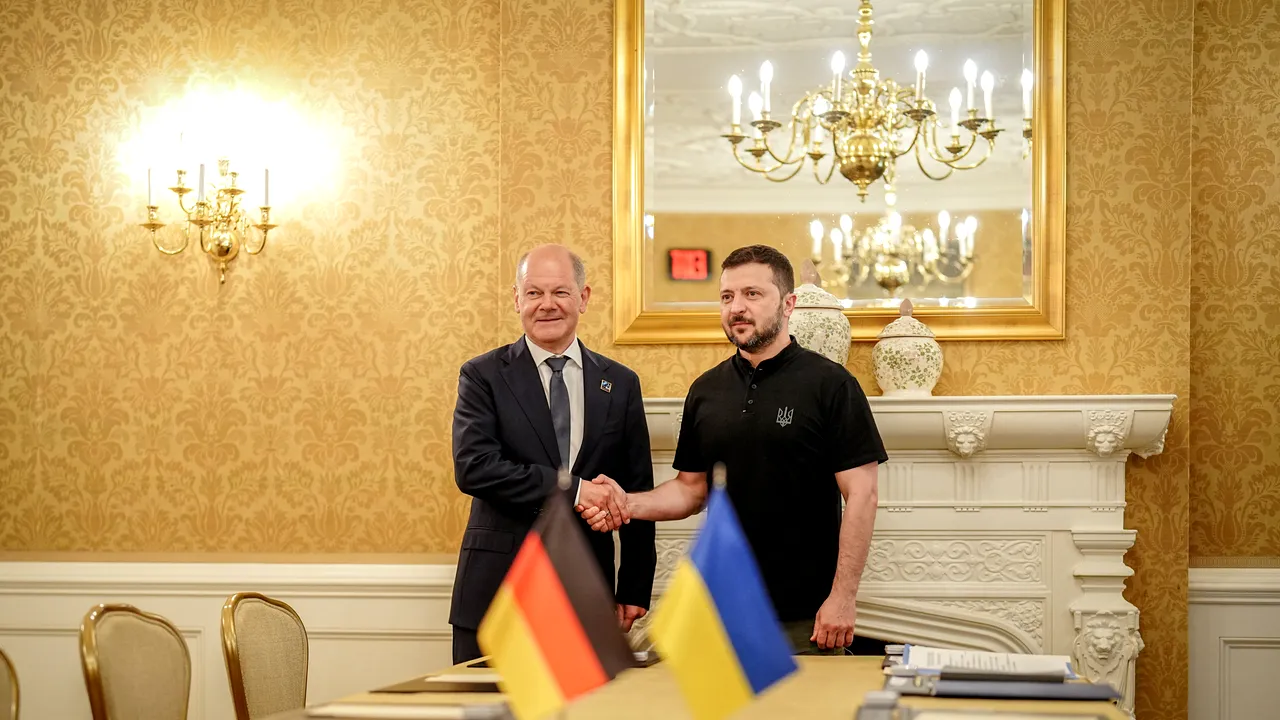 Războiul din Ucraina, ziua 926. Întâlnire Zelenski-Scholz în Germania / Parlamentul ucrainean cere ridicarea restricţiilor privind armele cu rază lungă de acţiune / Politico: Dmitro Kuleba, înlăturat după un conflict cu un apropiat al lui Zelenski