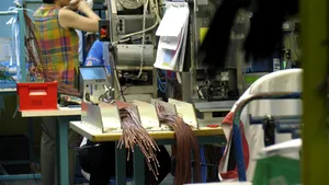 România a avut în ianuarie a patra creştere anuală din UE a producţiei industriale