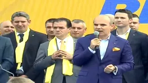 Miting PNL la Focşani. Rareş Bogdan: Tăriceanu vrea dezbatere despre droguri. Noi nu vrem dezbateri pe etnobotanice | VIDEO