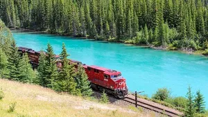 Proiectul-pilot al trenurilor pe hidrogen pe ruta Bucureşti-Piteşti. Costurile, la jumătate comparativ cu modernizarea şi electrificarea liniei