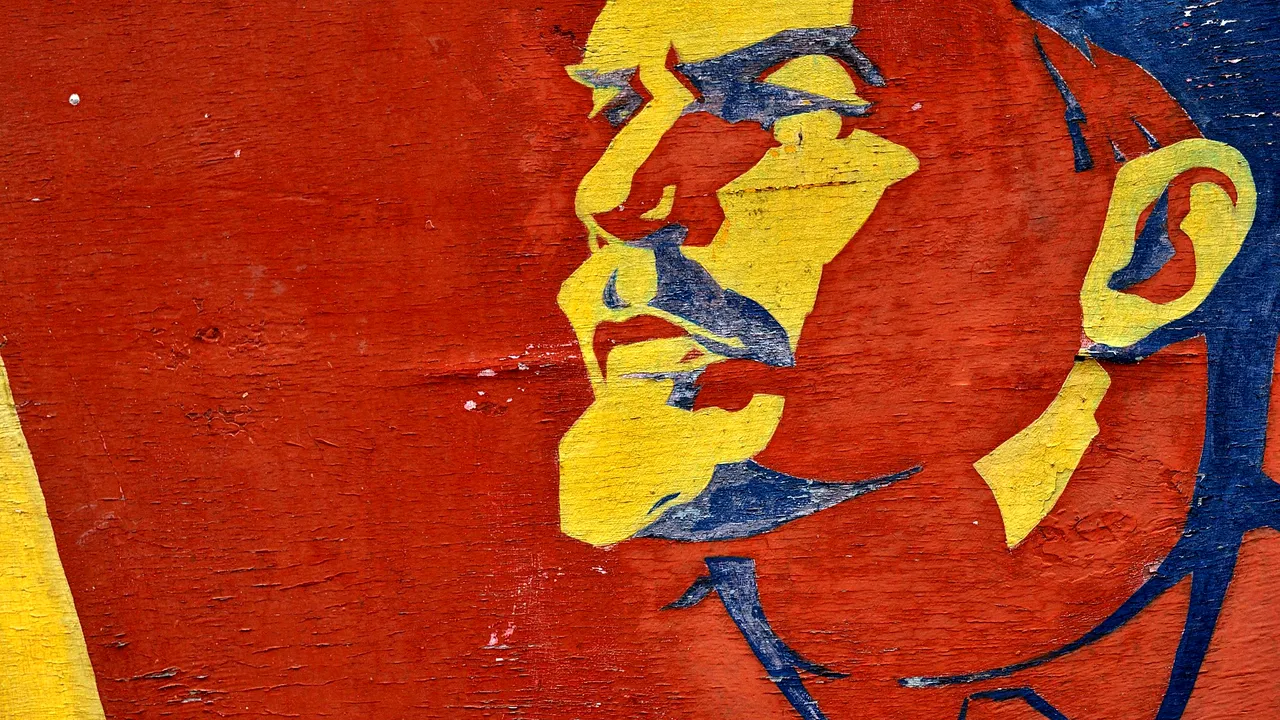 #CentenarulRosu: O campanie eveniment. De la Revoluţia Bolşevică, la umbrele întunecate ale trecutului