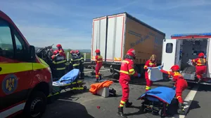 UPDATE: Grav accident pe A1, pe sensul Sibiu - Alba. Traficul rutier este blocat total