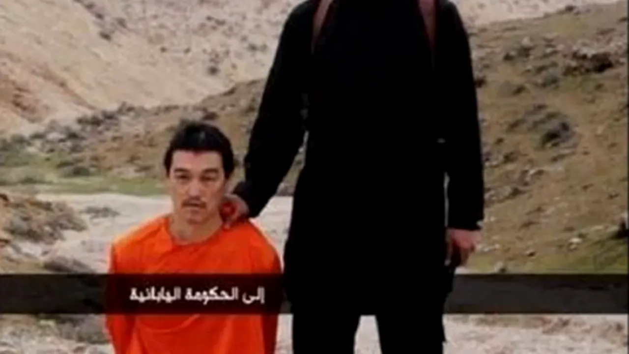 Dezvăluiri din interiorul grupării Stat Islamic: De ce ostaticii sunt relaxaţi înaintea execuţiei