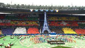 Cu România sau fără, Euro 2016 merge mai departe: Pari(s)ul suporterilor. Ce s-a ales de oraşul iubirii şi al luminilor în Campionat