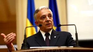 Isărescu despre DOSARUL FRAUDELOR BANCARE: Nu e vorba de o caracatiţă a bancherilor, mai degrabă grup infracţional din afara sistemului