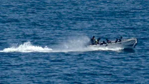 MAE: Între marinarii răpiţi în Golful Aden sunt cinci români