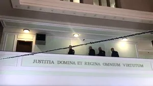 Reacţia lui Liviu Dragnea după ce a părăsit sediul instanţei supreme. VIDEO
