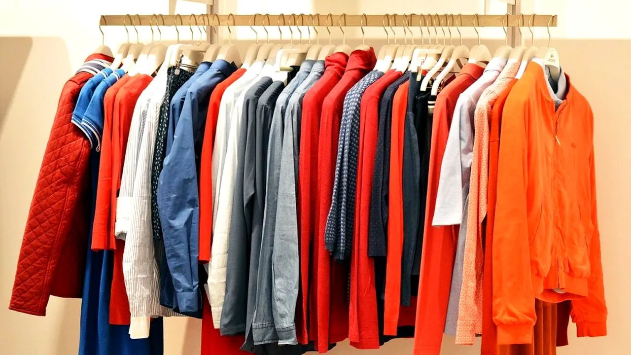 Dacă îți cumperi haine de la Zara și Mango, atenție la mărimi. L nu e întotdeauna L. Studiu al Organizației Consumatorilor din Spania