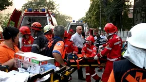 Pompier: Bebeluşii ţipau de durere, dar se mişcau toţi, semn că erau în viaţă. Erau negri de la fum